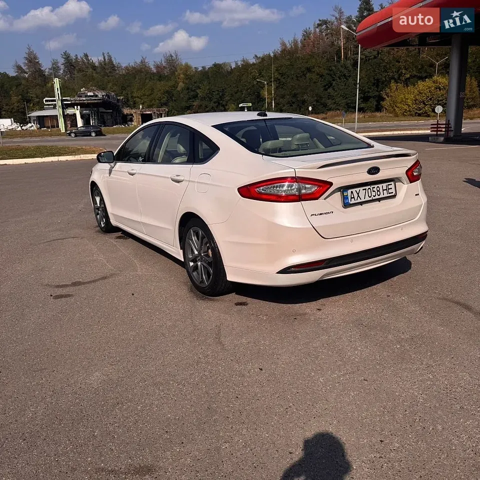 Ford Fusion 2015 photo 5