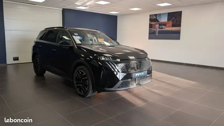 Peugeot 5008 2025 photo 3