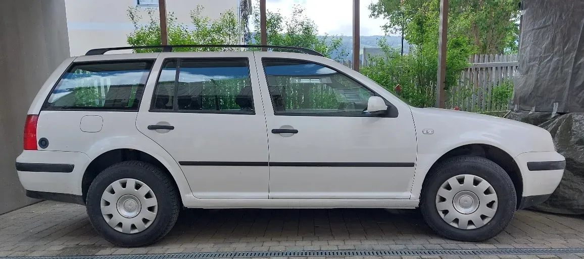 Volkswagen Golf 2003 photo 3