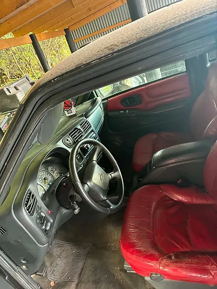 Chevrolet S10 1999 photo 2