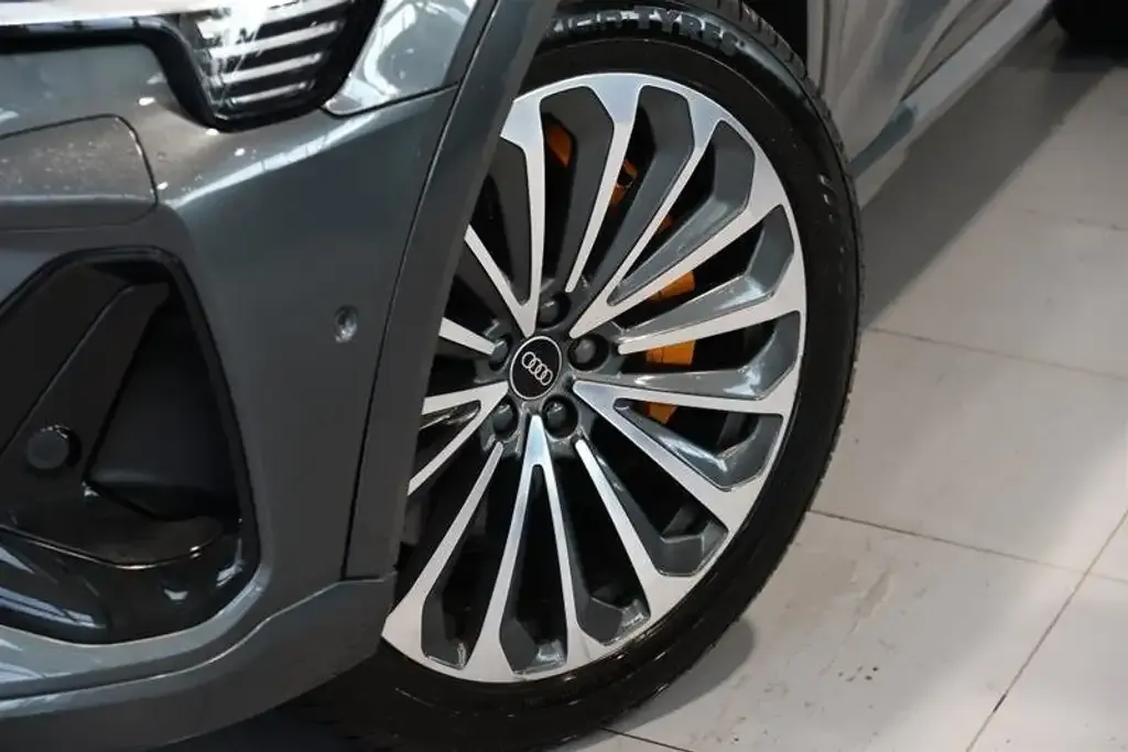 Audi E-Tron 2022 photo 4