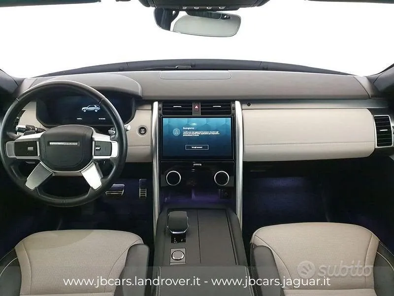 Land Rover Discovery 2021 photo 4