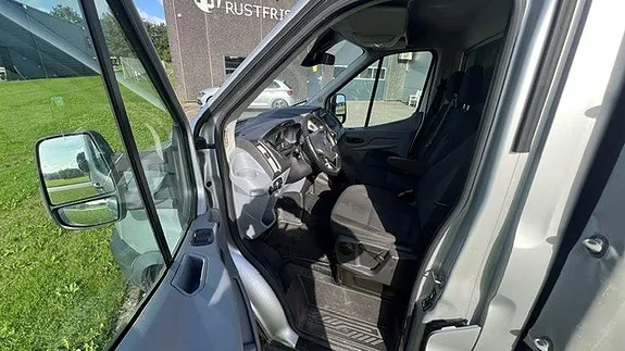 Ford Transit 350 L3 Chassis 2017 photo 5