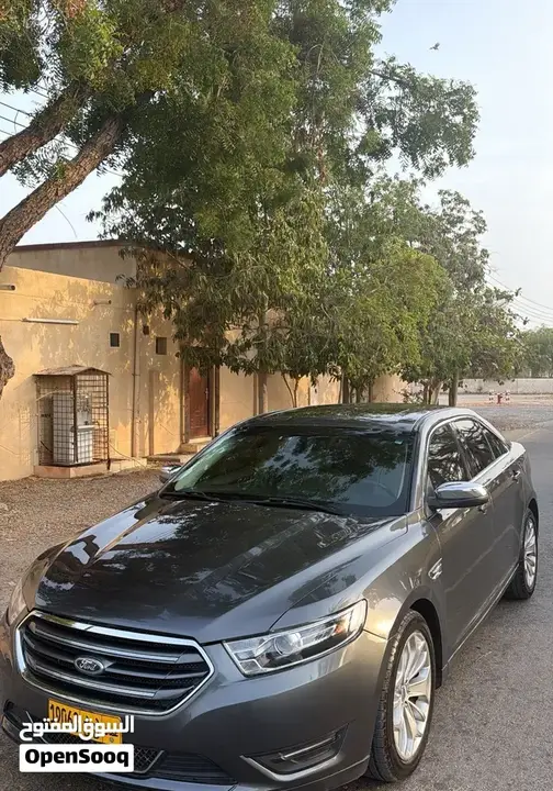 Ford Taurus 2016 photo 5