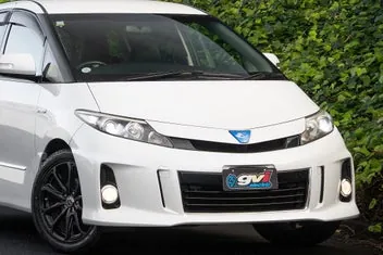 Toyota Estima 2014 photo 3