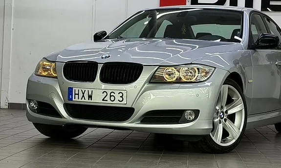 BMW 320I 2009 photo 3
