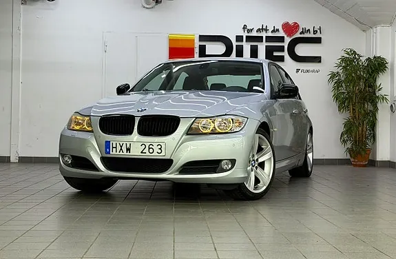 BMW 320I 2009 photo 2