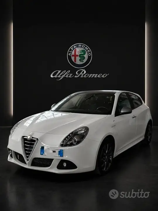 Alfa Romeo Giulietta 2013 photo 3