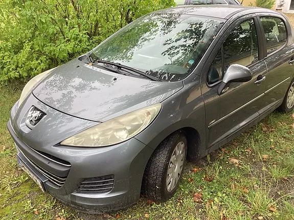 Peugeot 207 2010 photo 3