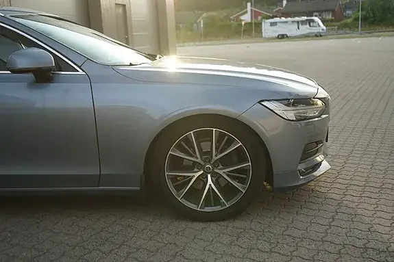 Volvo V90 2017 photo 4