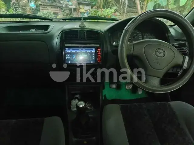 Mazda Familia 2000 photo 3
