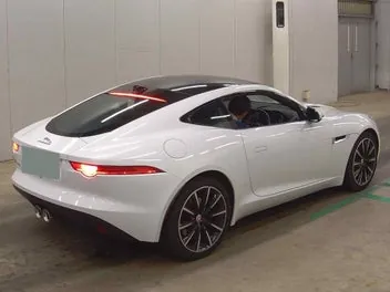 Jaguar F-Type 2015 photo 5