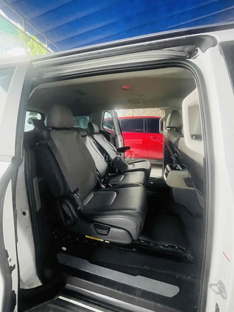 Kia Carnival 2025 photo 3