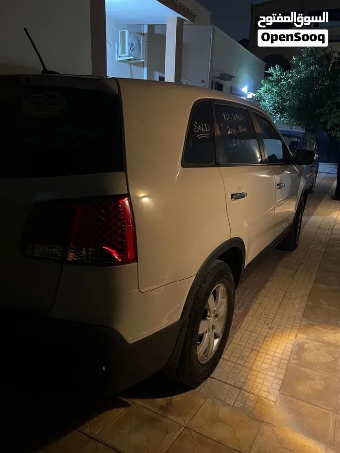 Kia Sorento 2012 photo 4