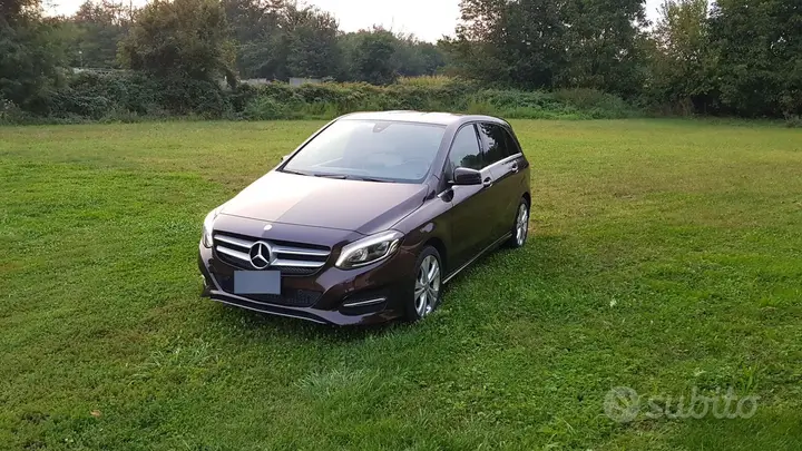 Mercedes-Benz B 180 D