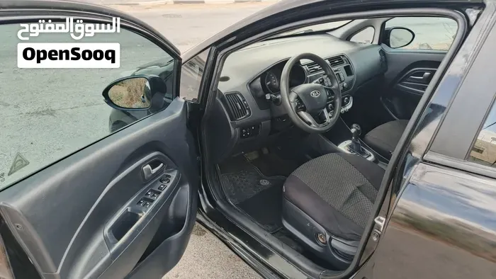 Kia Rio 2013 photo 2