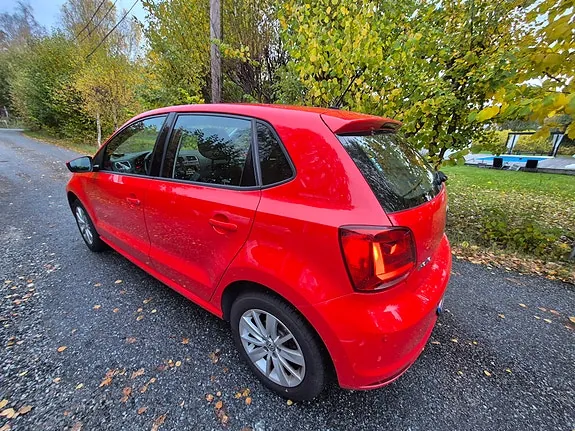 Volkswagen Polo 2015 photo 4