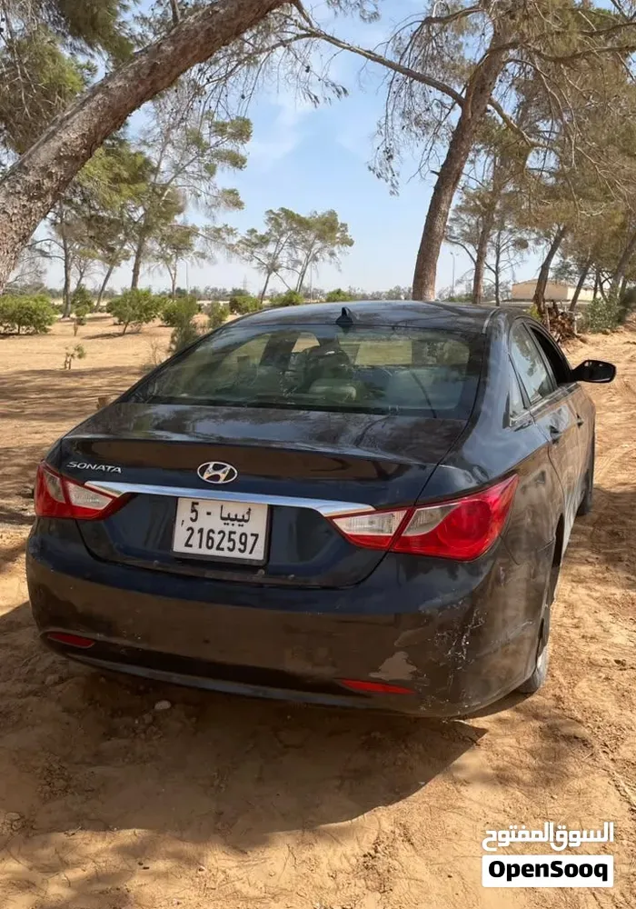 Hyundai Sonata 2012 photo 2