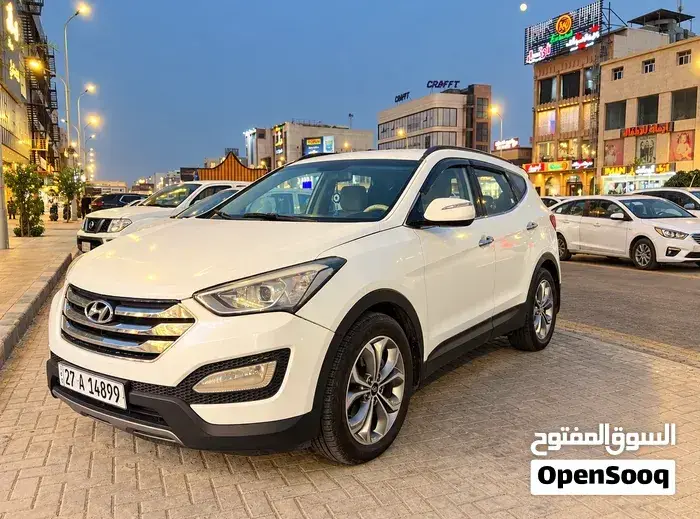 Hyundai Santa Fe 2014 photo 2