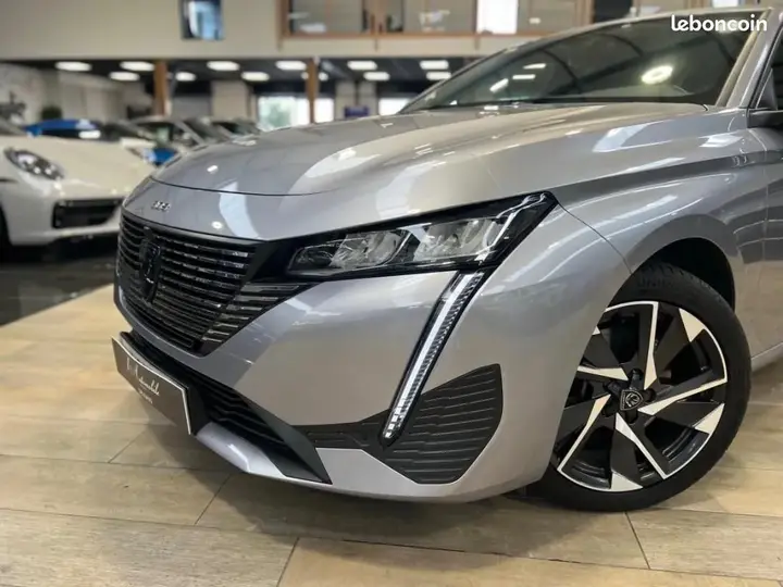 Peugeot 308 2022 photo 2