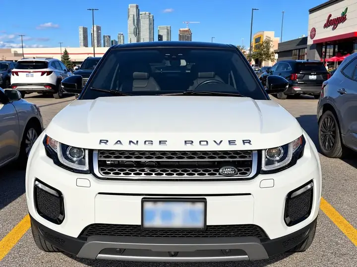 Land Rover Range Rover Evoque 2018 photo 2