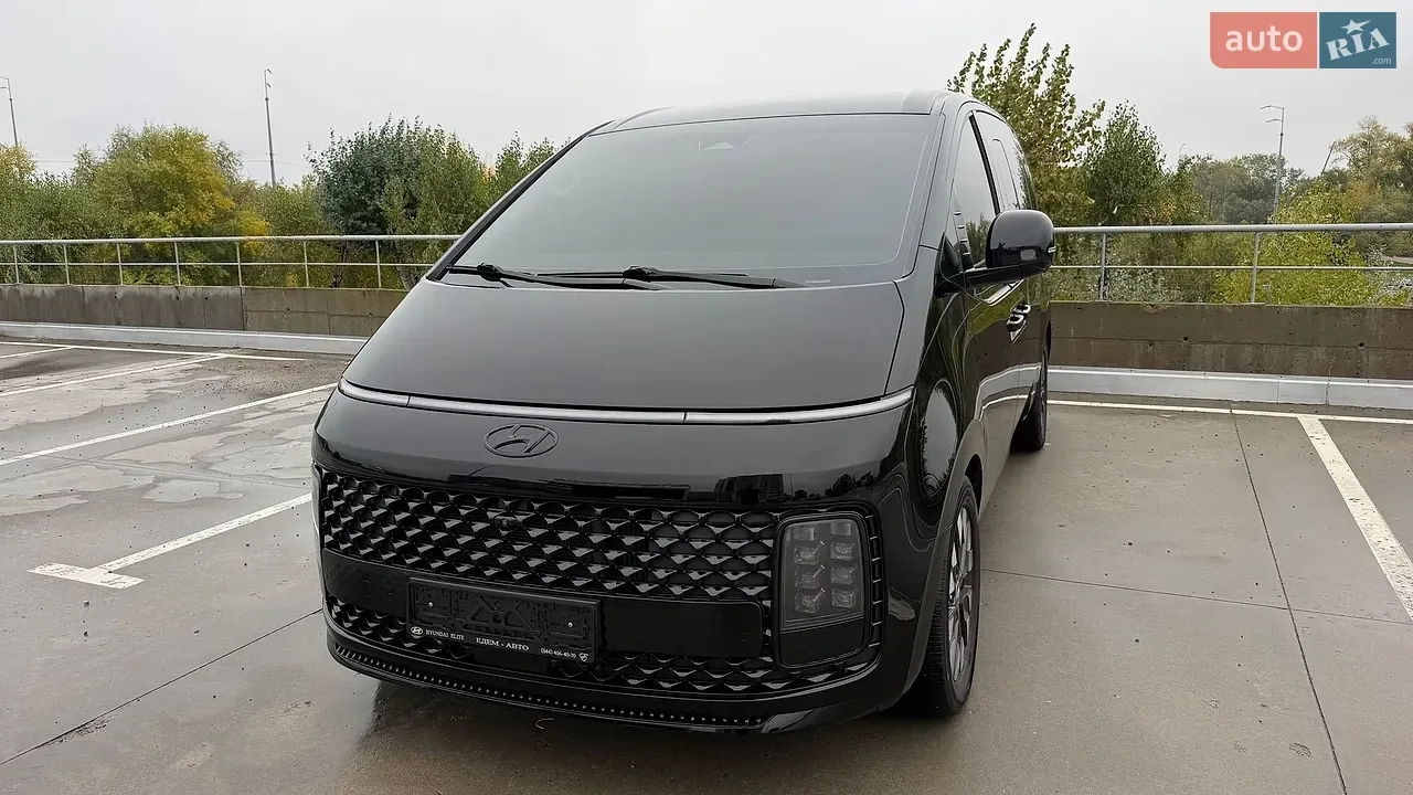 Hyundai Staria 2022 photo 3