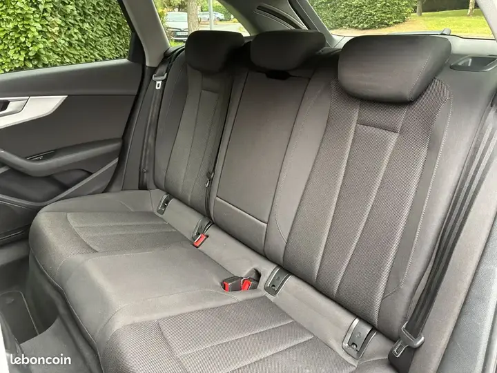 Audi A4 2017 photo 5