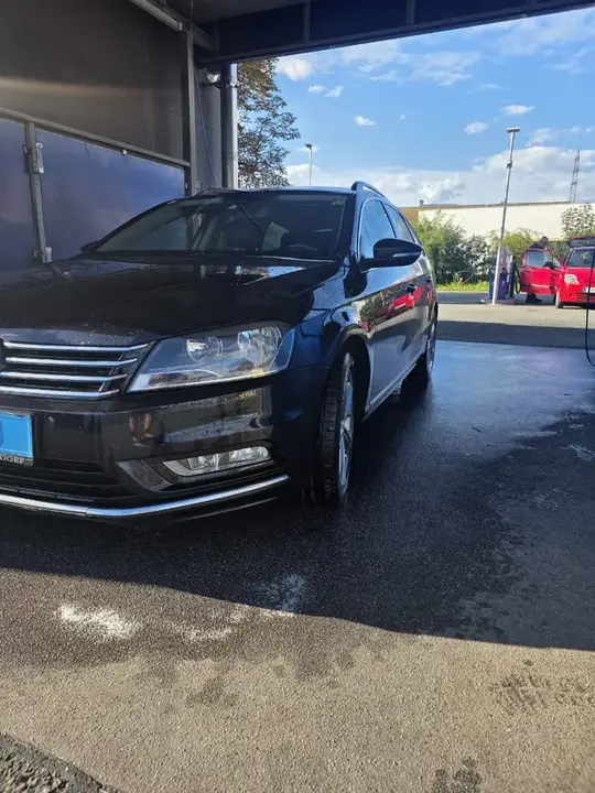 Volkswagen Passat 2013 photo 2