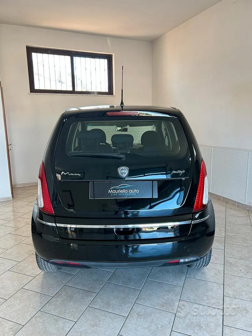 Lancia Musa 2010 photo 5