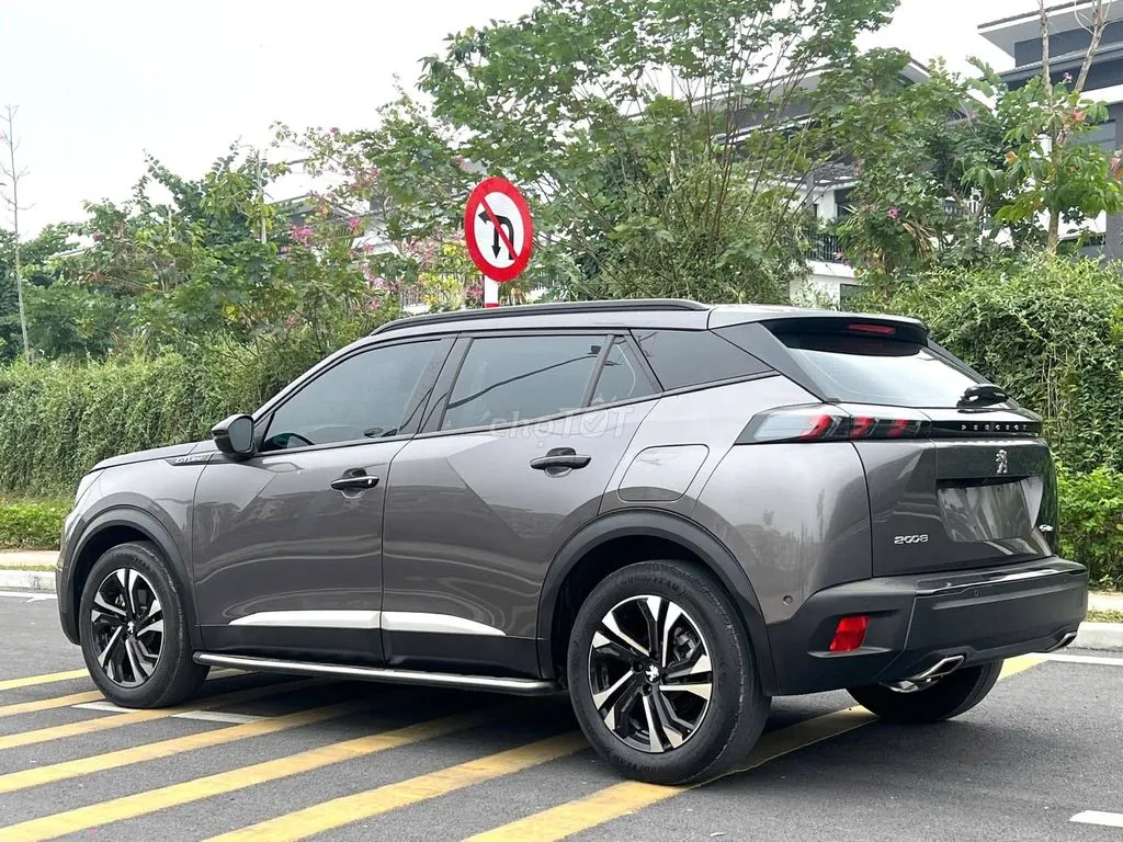 Peugeot 2008 2022 photo 4
