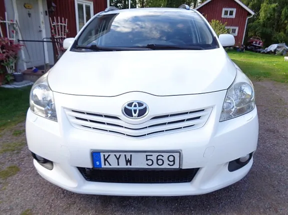 Toyota Verso 2010 photo 4
