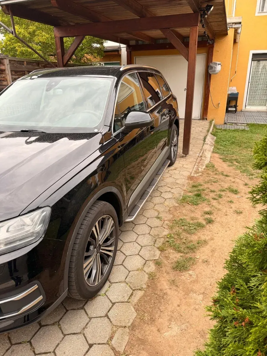 Audi Q7 2016 photo 2