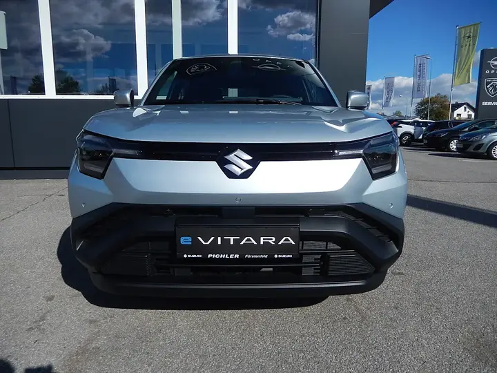 Suzuki Vitara photo 2