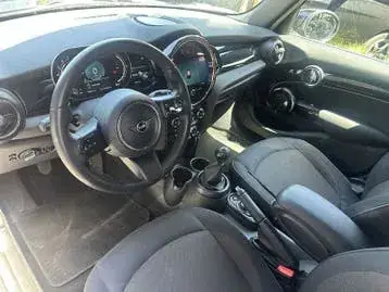Mini One 2022 photo 3