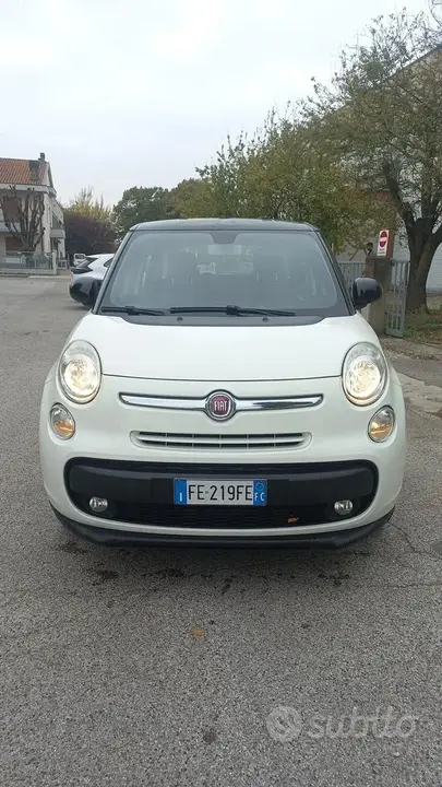 Fiat 500L 2016 photo 2