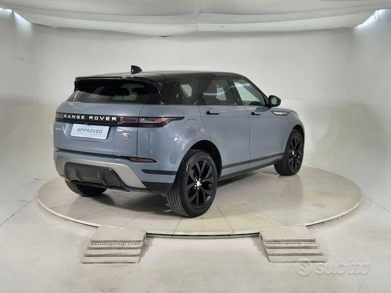 Land Rover Range Rover Evoque 2019 photo 2