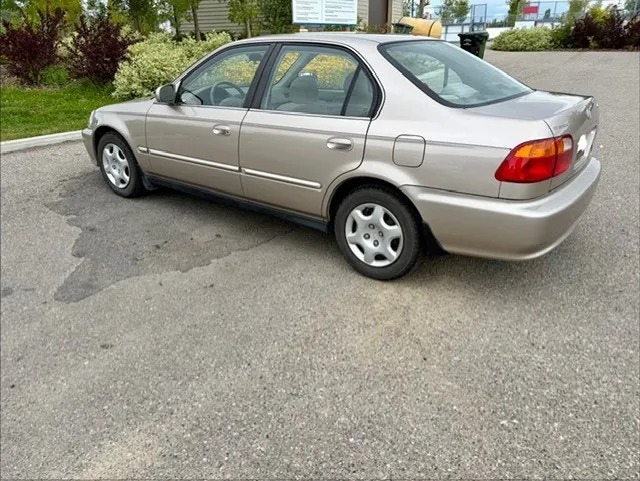 Honda Civic 2000 photo 4