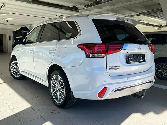 Mitsubishi Outlander 2020 photo 2