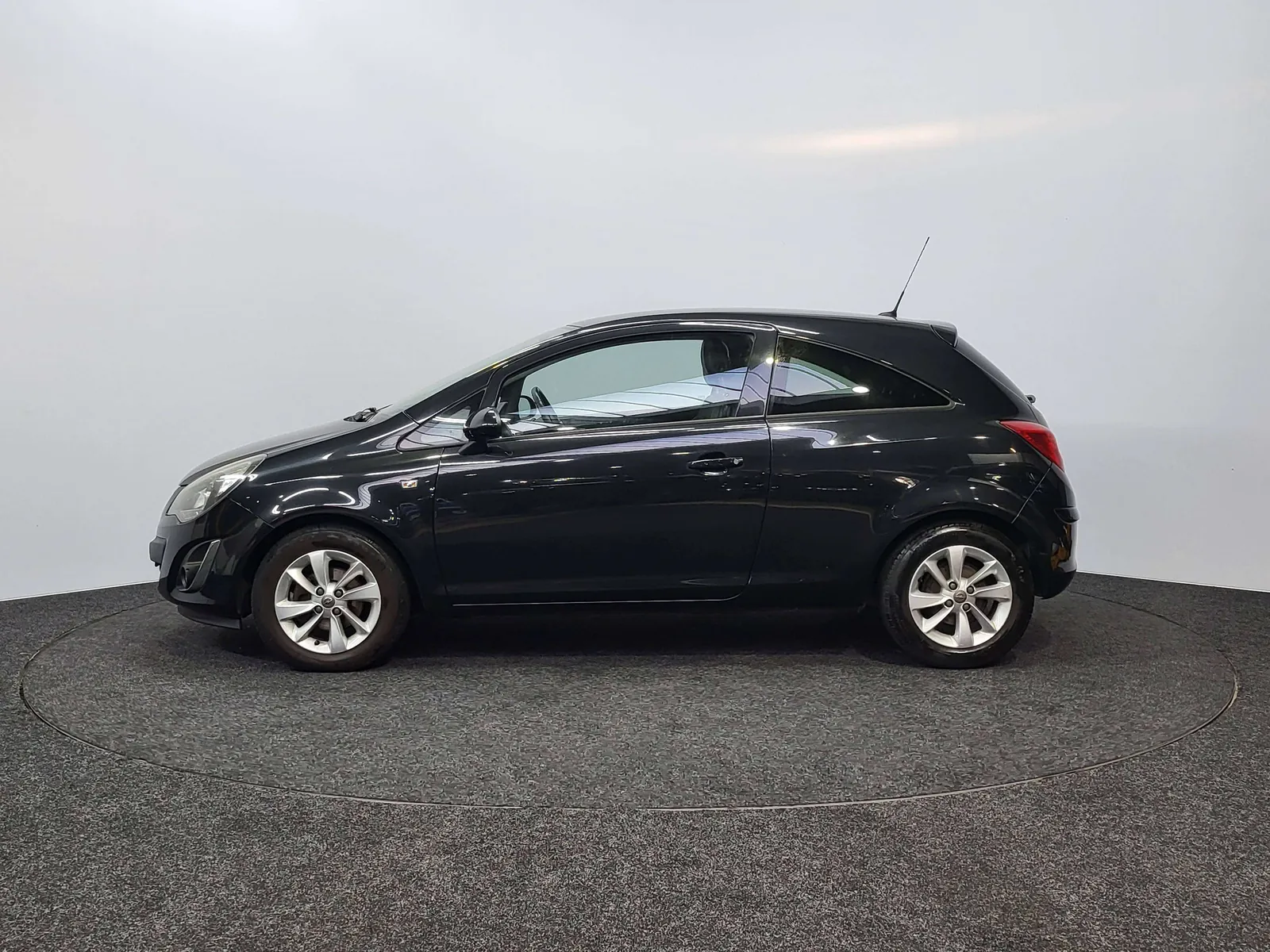 Opel Corsa 2014 photo 3