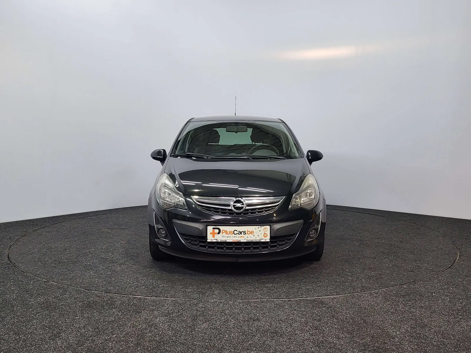 Opel Corsa 2014 photo 2
