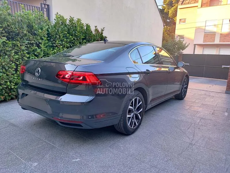 Volkswagen Passat 2021 photo 4