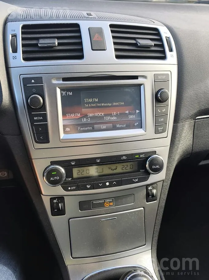 Toyota Avensis 2014 photo 3