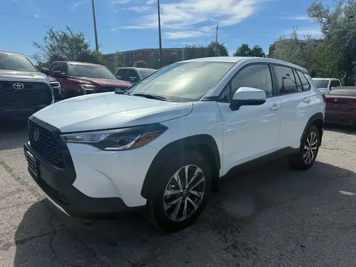 Toyota Corolla Cross 2023 photo 3