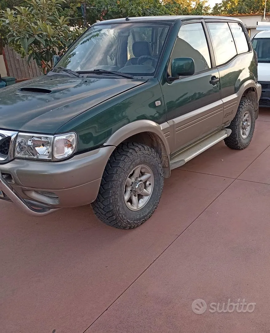 Nissan Terrano Ii 2001 photo 2