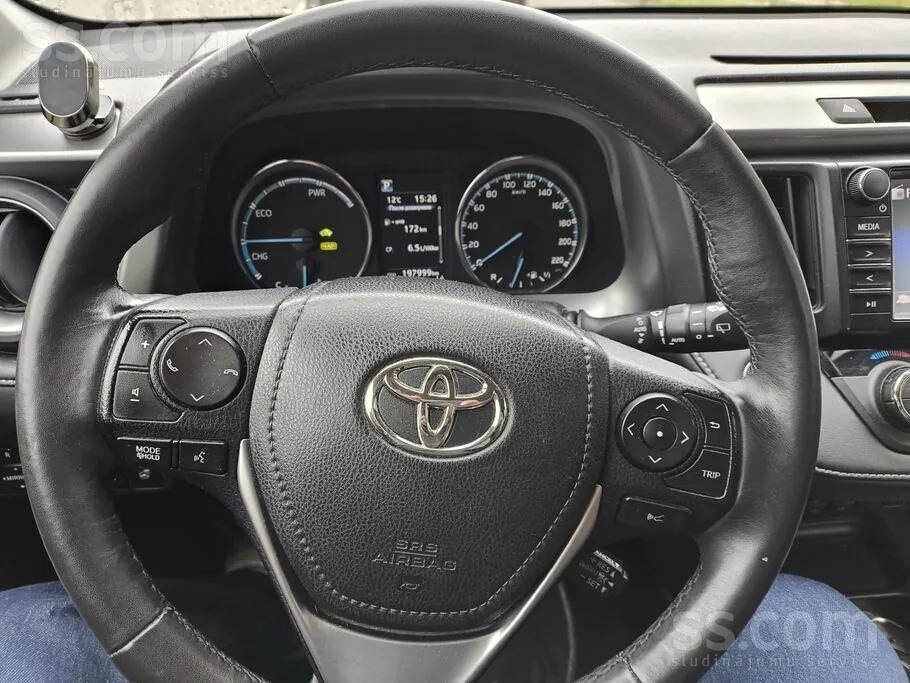 Toyota Rav4 2017 photo 5
