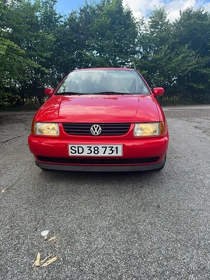 Volkswagen Polo 1997 photo 2