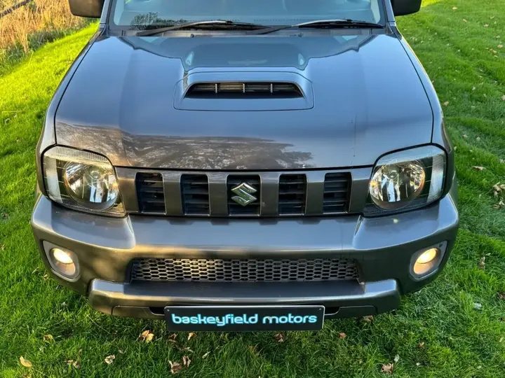 Suzuki Jimny 2015 photo 2