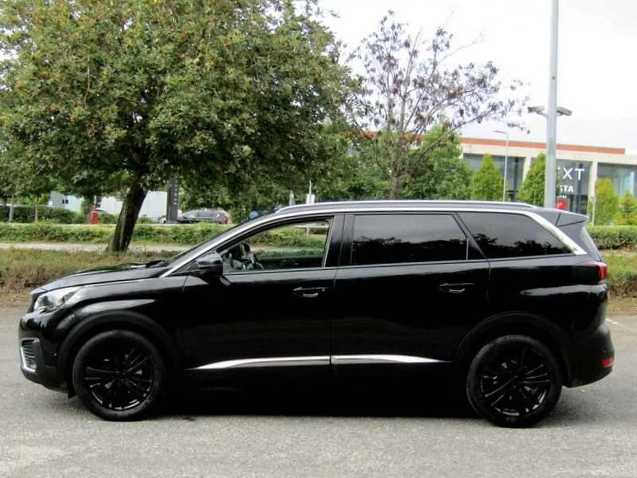 Peugeot 5008 2018 photo 4