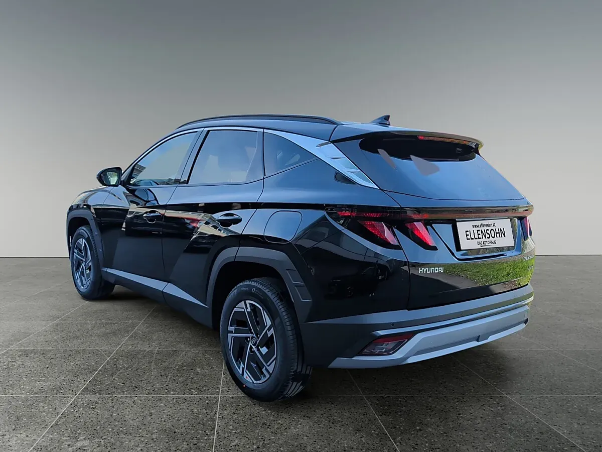Hyundai Tucson photo 2