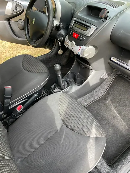 Peugeot 107 2014 photo 3